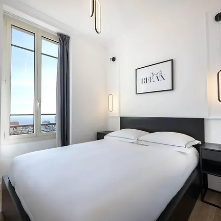 Monaco Sea View 보솔레이