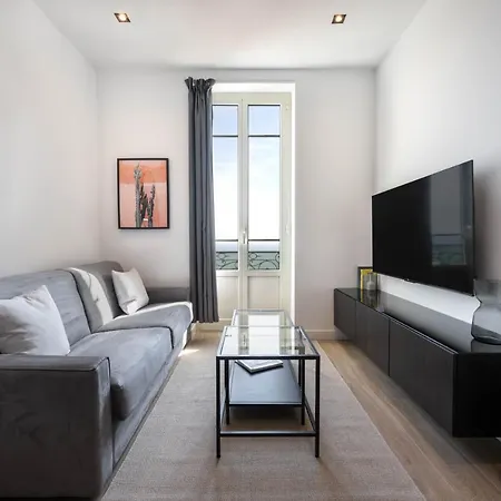 Monaco Sea View * בוסוליי